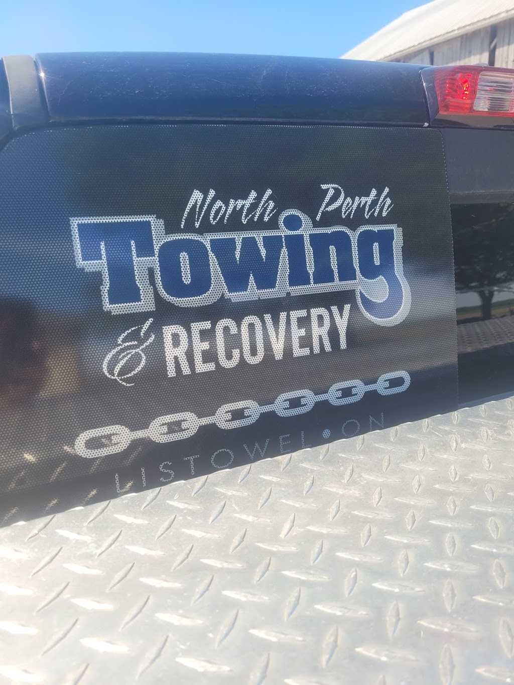 North perth towing | 5356 Line 90, Palmerston, ON N0G 2P0, Canada | Phone: (519) 291-4977