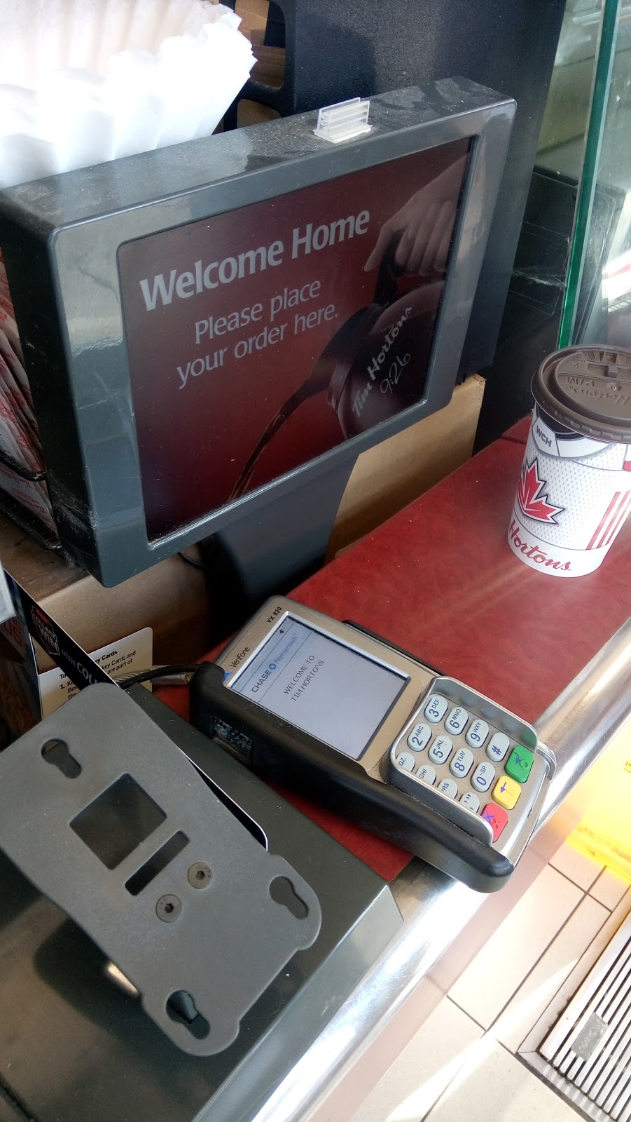 Tim Hortons | 620 King St W, Hamilton, ON L8P 1C2, Canada | Phone: (905) 972-0030