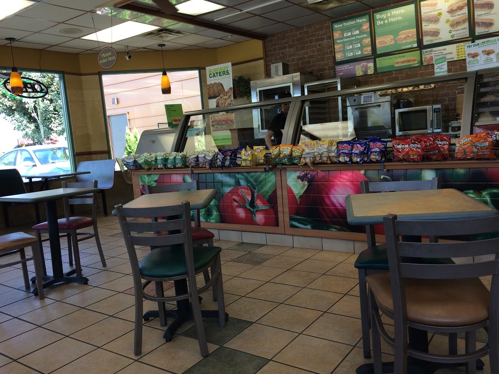 Subway | 45280 Luckakuck Way, Chilliwack, BC V2R 3C7, Canada | Phone: (604) 824-0272