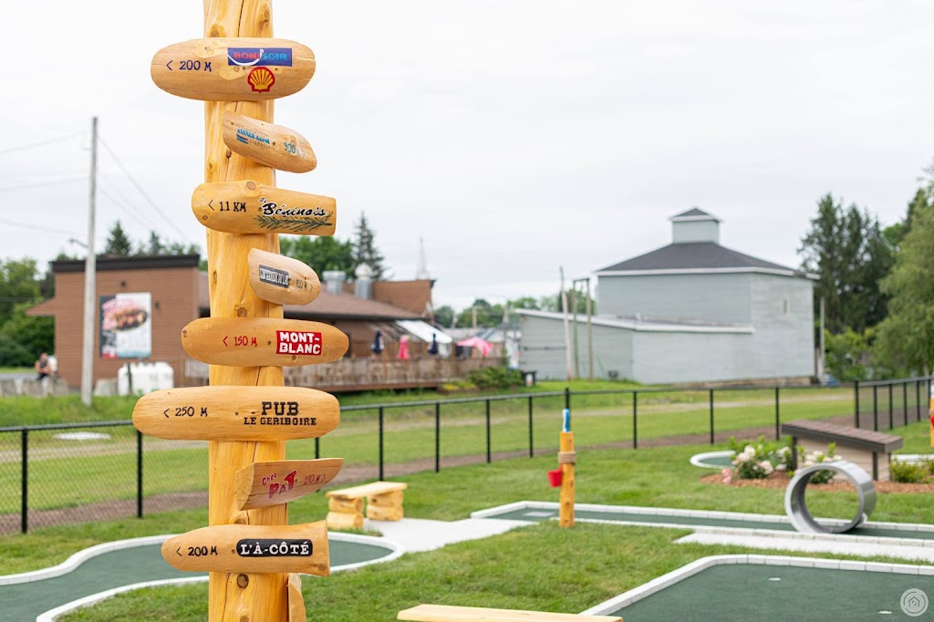 Mini-Golf Disraeli | 140 Rue De La Gare, Disraeli, QC G0N 1E0, Canada | Phone: (581) 209-0008