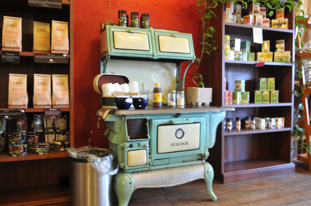 Tan Coffee | 40 Water St, Windsor, NS B0N 2T0, Canada | Phone: (902) 792-1518