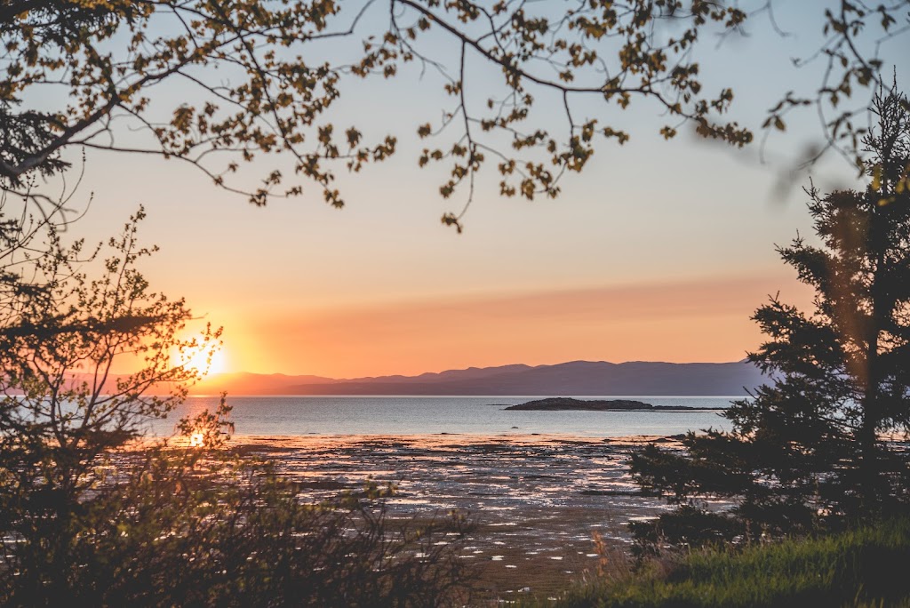 Motel Cap Blanc | 300 Av. Morel, Kamouraska, QC G0L 1M0, Canada | Phone: (418) 492-2919