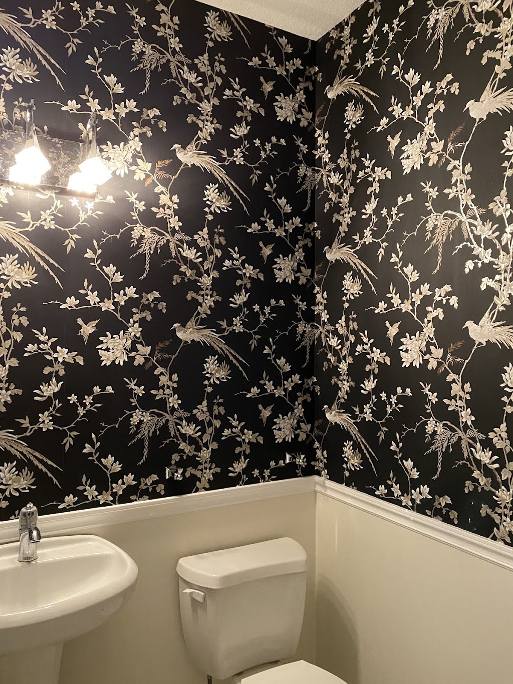 Calgary Wallpaper Installation | 117 Evergreen Mount SW, Calgary, AB T2Y 0L8, Canada | Phone: (403) 861-6298