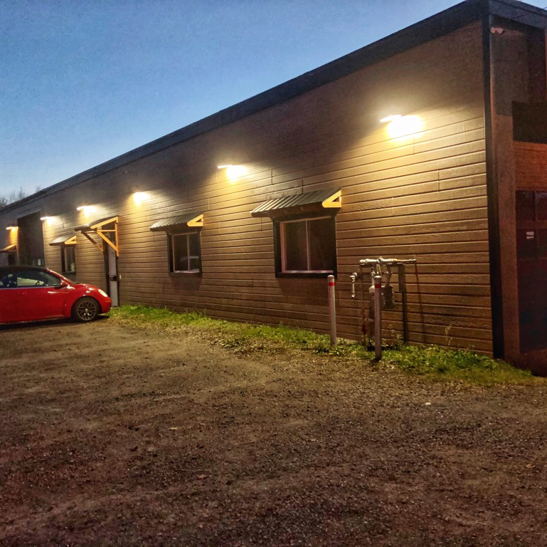 Labelle carrosserie | 23a Rue Brissette, Sainte-Agathe-des-Monts, QC J8C 1T3, Canada | Phone: (819) 326-8888