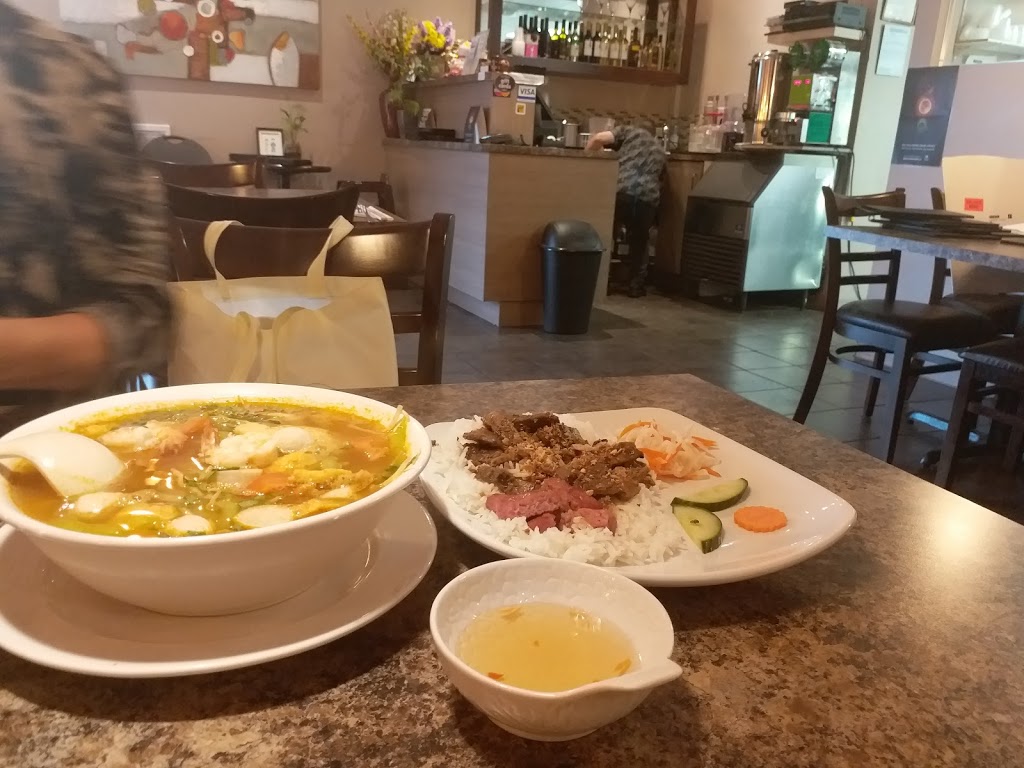 Pho Tin Tin Restaurant | 201 Fourth St, Nanaimo, BC V9R 1T3, Canada | Phone: (250) 591-6490