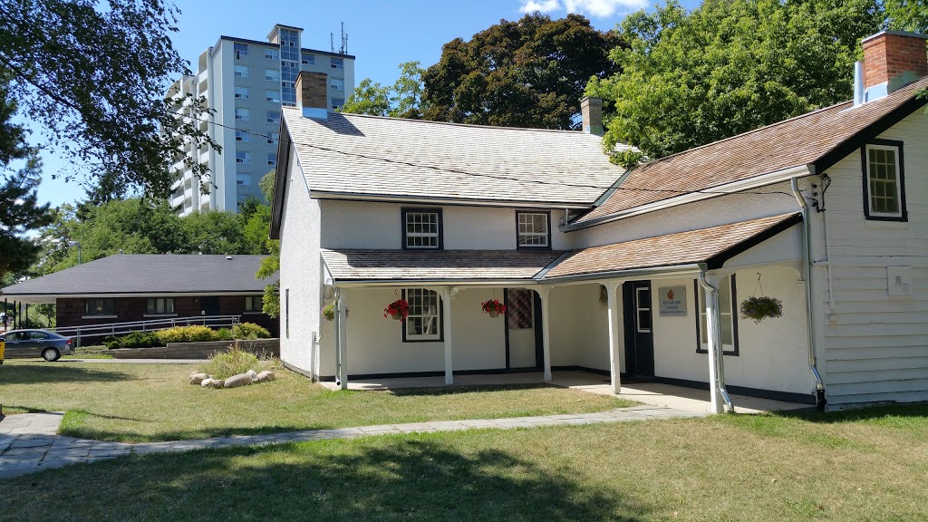 Russian House Toronto | Earl Bales Park, 4169 Bathurst St, North York, ON M3H 3P7, Canada | Phone: (647) 427-5050