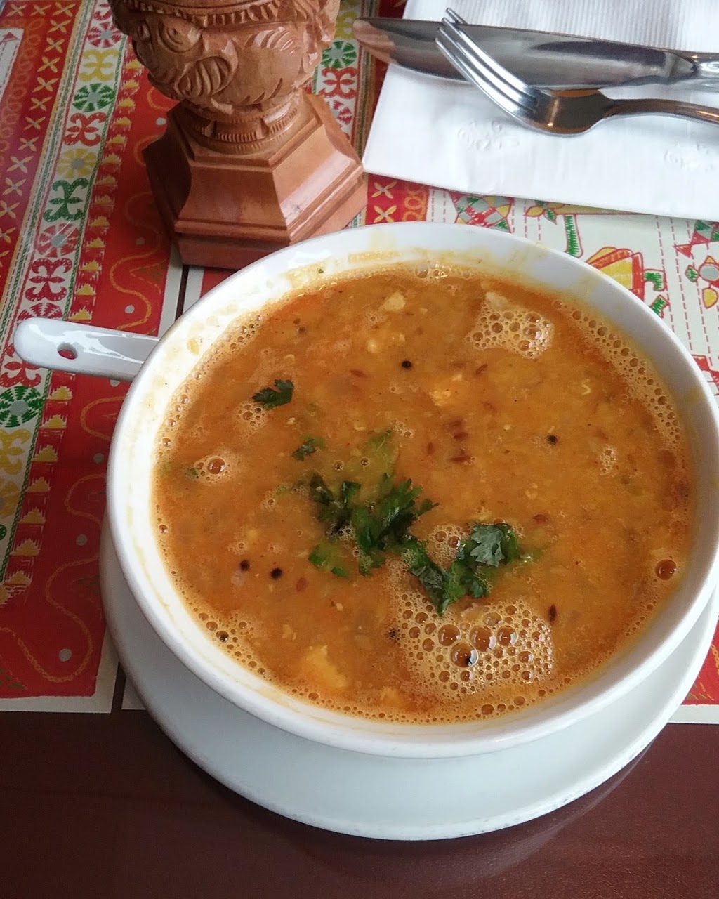 Bombay On The Lake | 3007 Lake Shore Blvd W, Etobicoke, ON M8V 1K2, Canada | Phone: (416) 850-3721