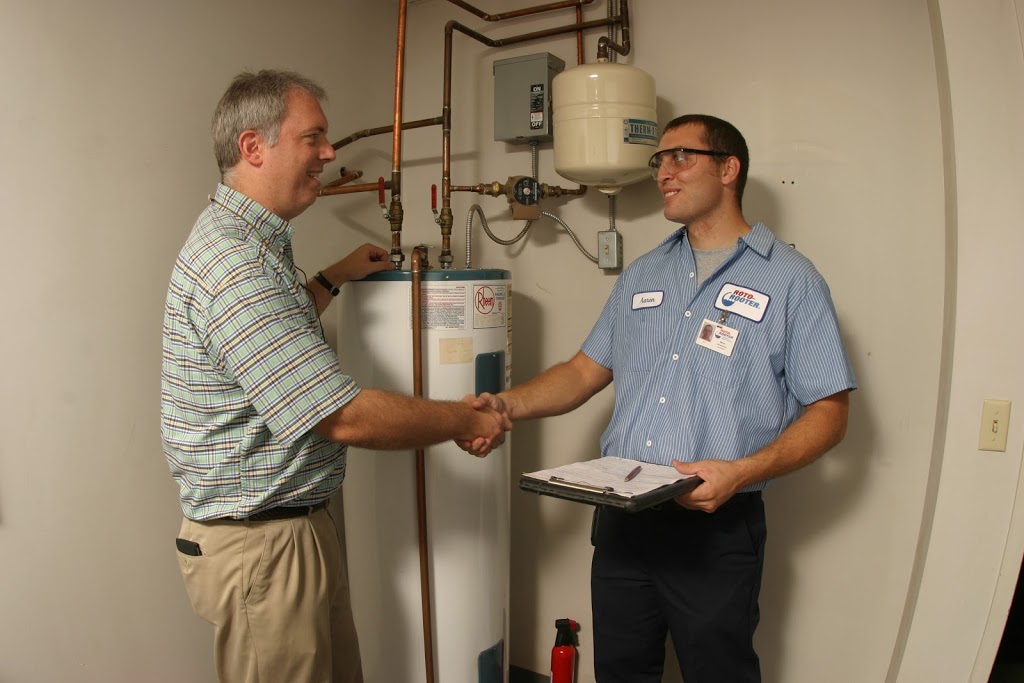 Roto-Rooter Plumbing & Water Cleanup | 470B Parkdale Ave N, Hamilton, ON L8H 5Y2, Canada | Phone: (905) 545-0940
