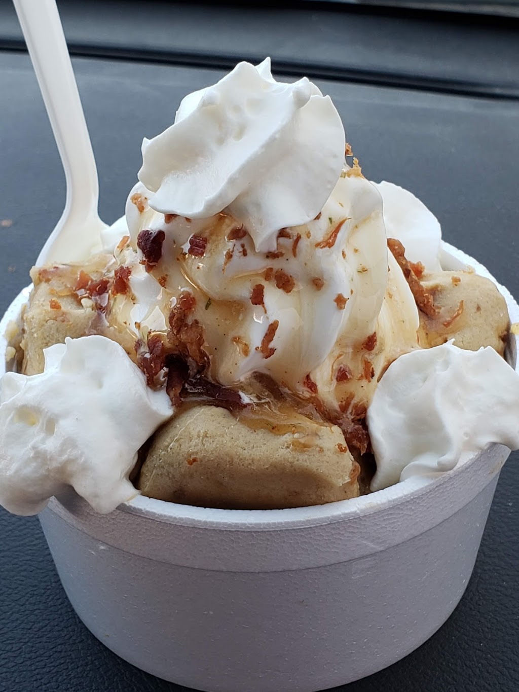 Milky Way | 910 Victoria Ave, Regina, SK S4N 0R7, Canada | Phone: (306) 352-7920