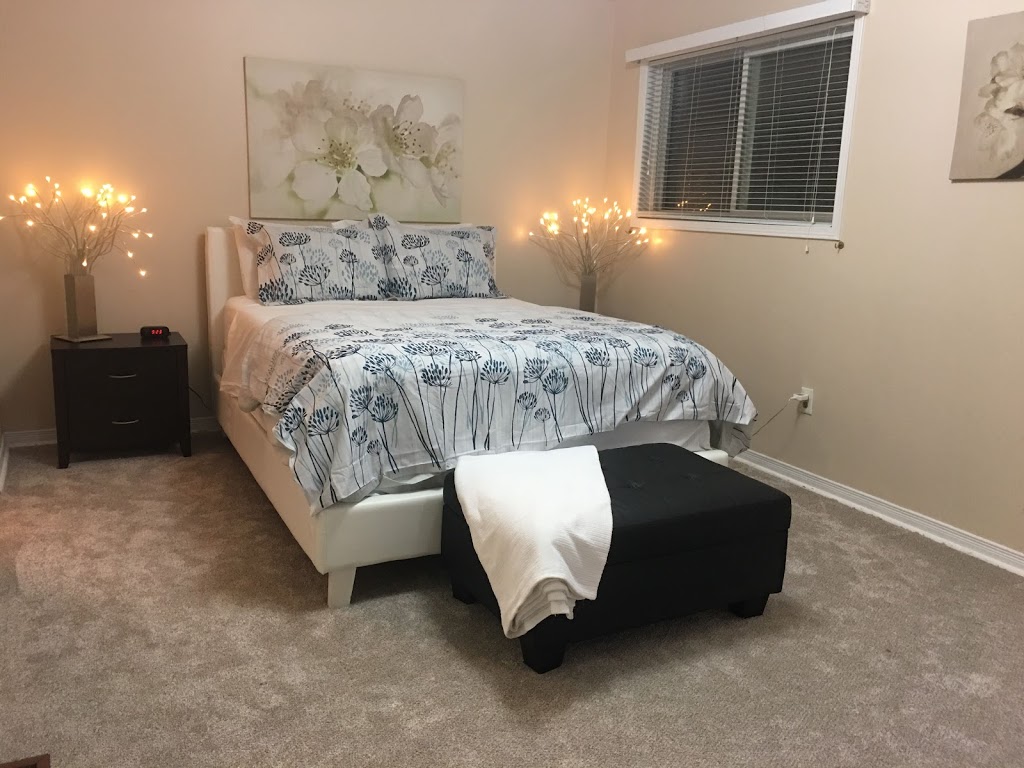 Pelicanstay in Churchill Meadows | 5905 Churchill Meadows Blvd, Mississauga, ON L5M 6Y2, Canada | Phone: (647) 479-7060