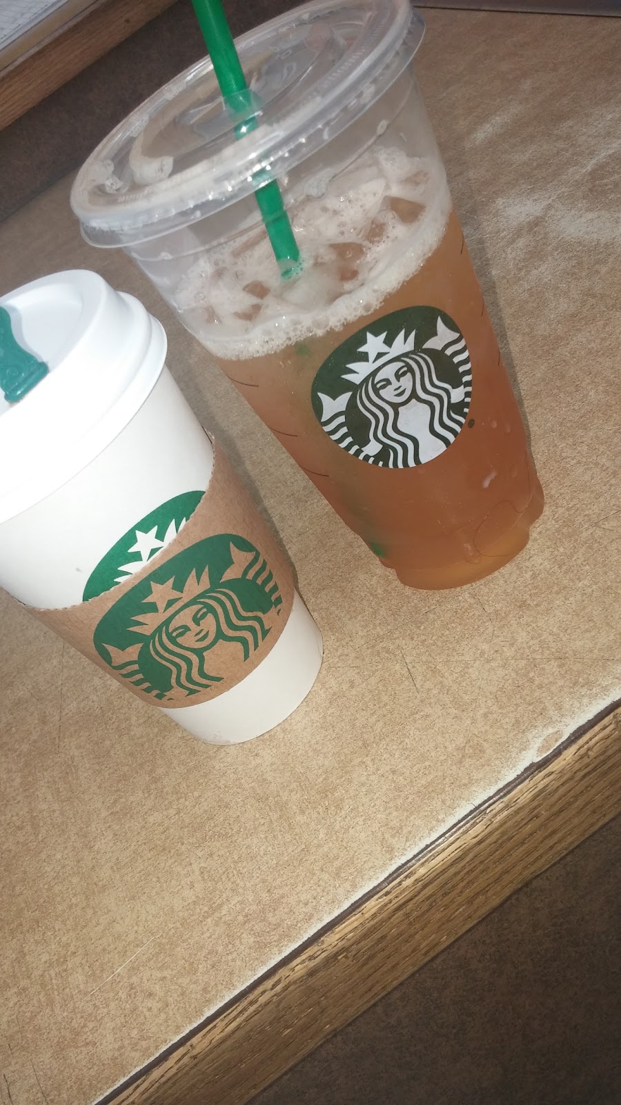 Starbucks | 797 Memorial Ave, Thunder Bay, ON P7B 3Z7, Canada | Phone: (807) 346-9545