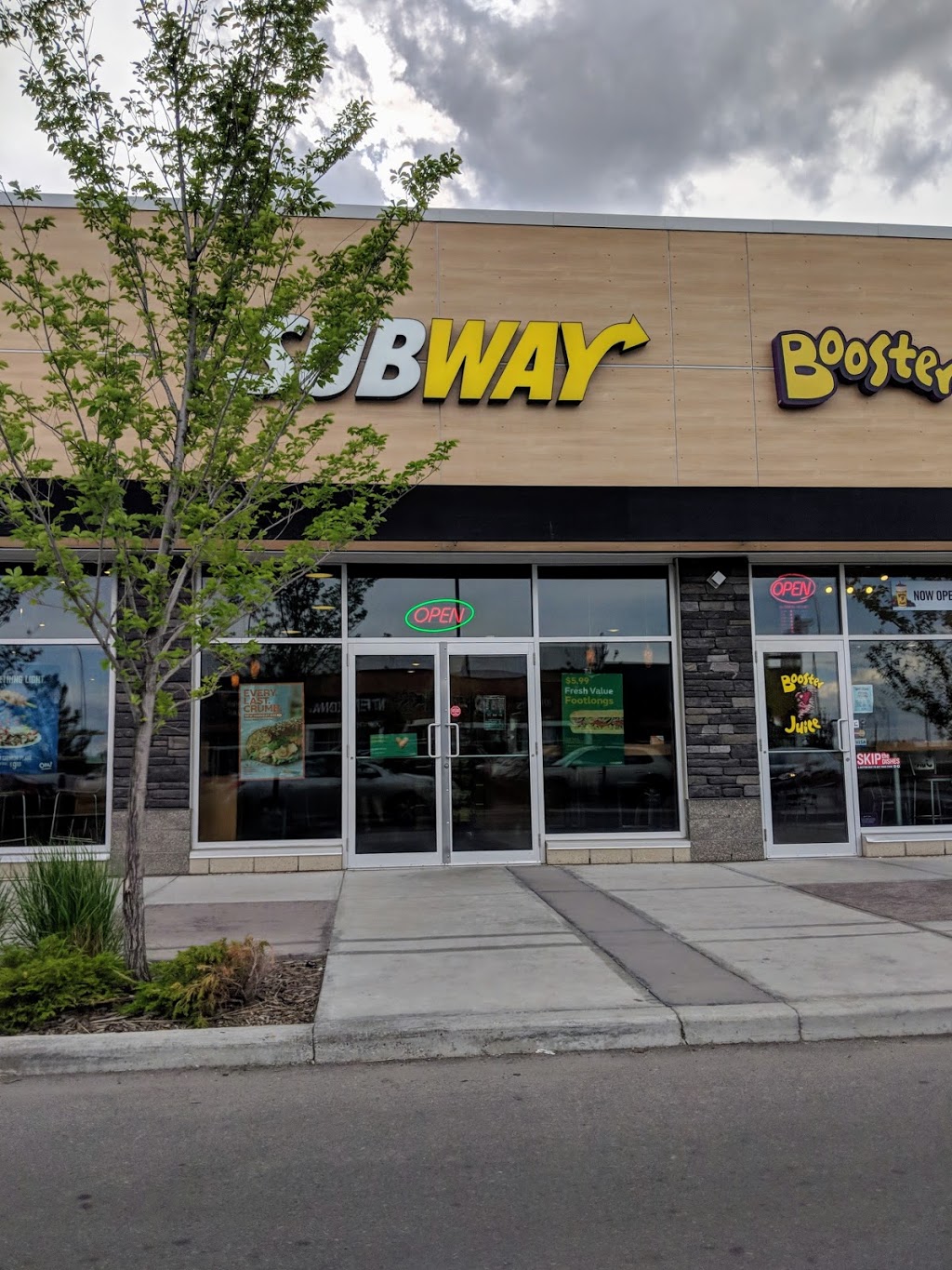 Subway | East Hills Shopping Centre, 409 E Hills Blvd SE #623, Calgary, AB T2A 3W1, Canada | Phone: (587) 470-8839