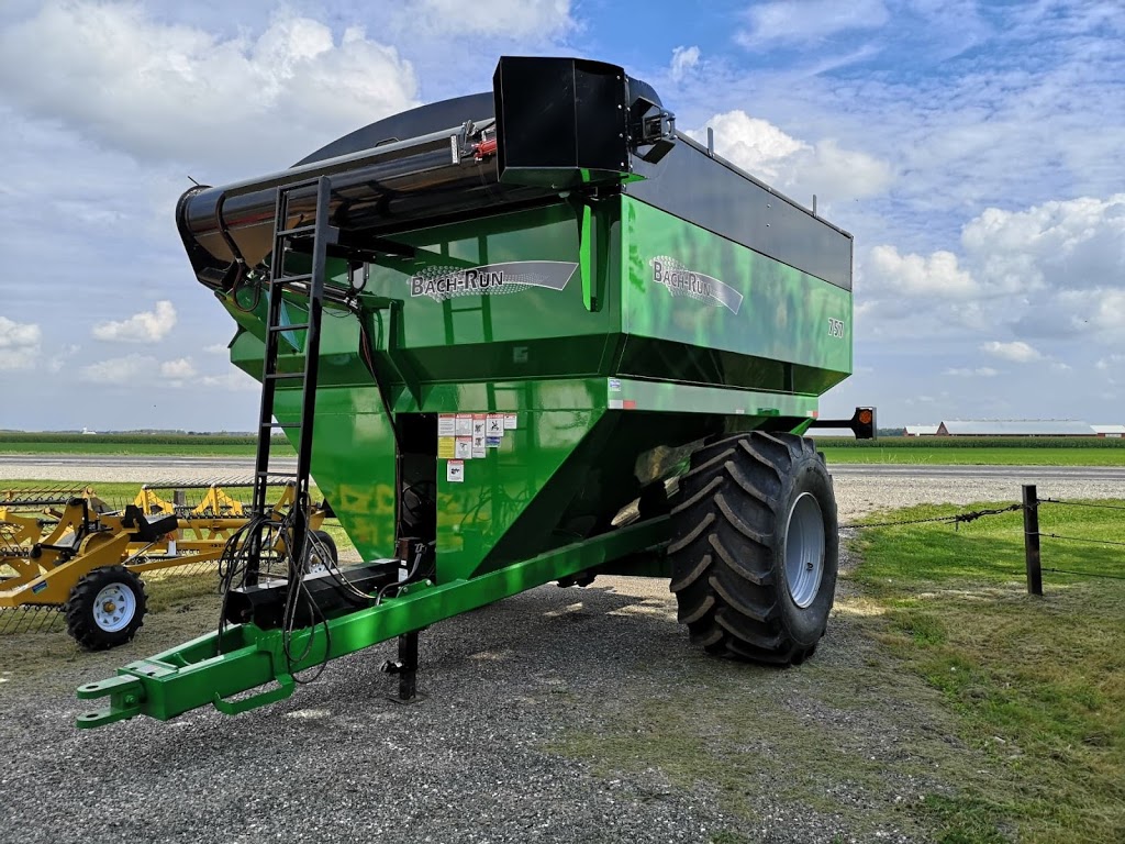 Bach-Run Farms Ltd. | Perth County Rd 121, Listowel, ON N4W 3G9, Canada | Phone: (519) 595-4029