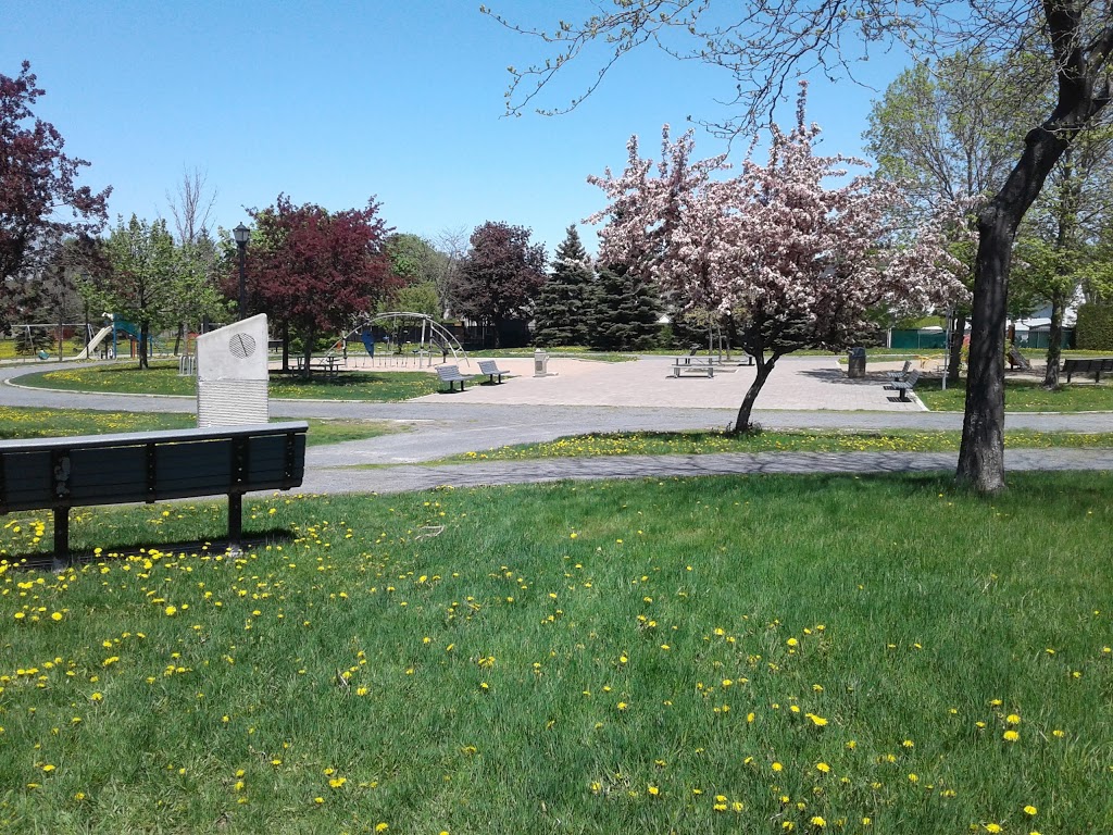 Parc Marguerite-A.-Tellier | Rue du Perche, Boucherville, QC J4B 6K5, Canada