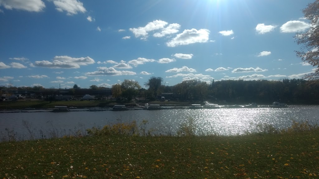 Lyndale Drive Park | Winnipeg, MB R2H 1M4, Canada