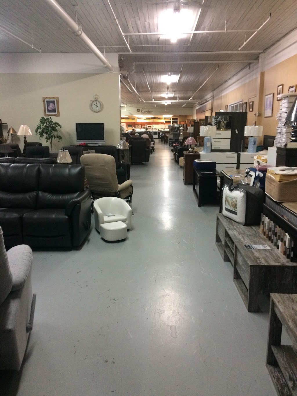 Tardif Meubles Enr | 456 Rue Jean-Rioux, Trois-Pistoles, QC G0L 4K0, Canada | Phone: (418) 851-1805
