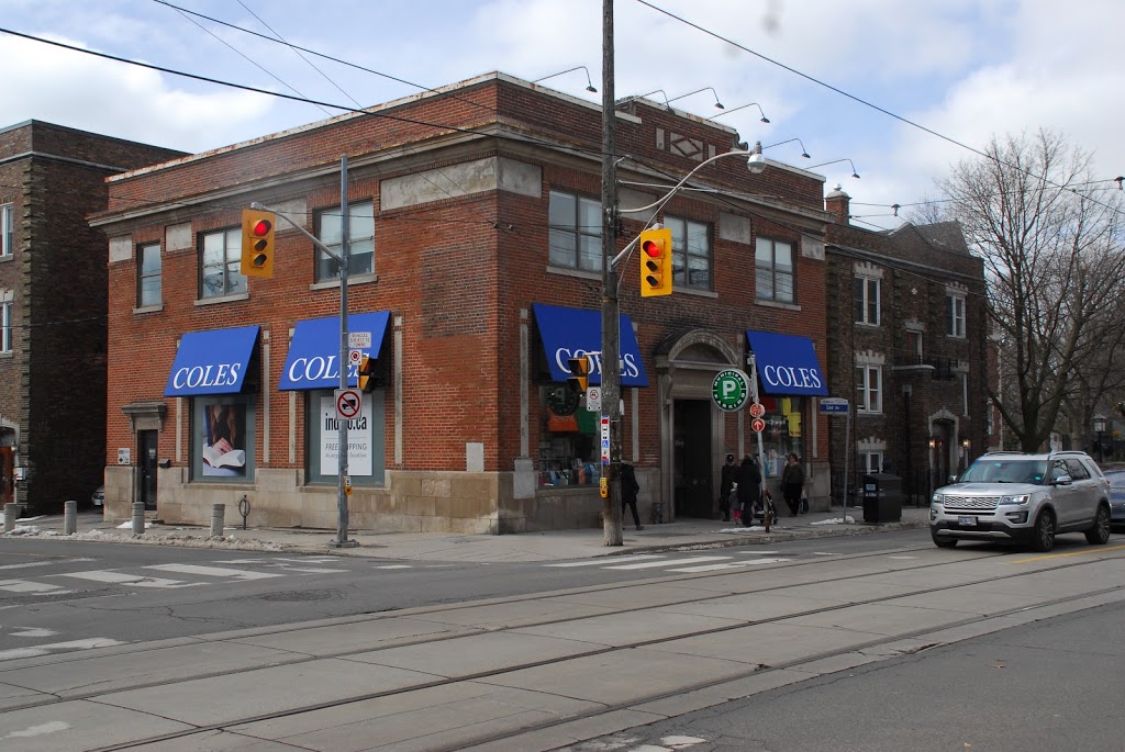 Coles | 2169 Queen St E, Toronto, ON M4L 1J1, Canada | Phone: (416) 686-7316