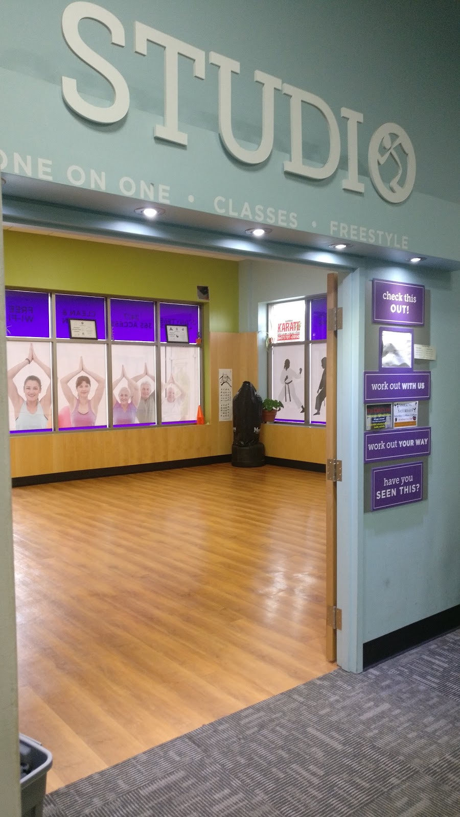 Anytime Fitness | 9521 Mississauga Rd, Brampton, ON L6X 0B3, Canada | Phone: (905) 796-6868