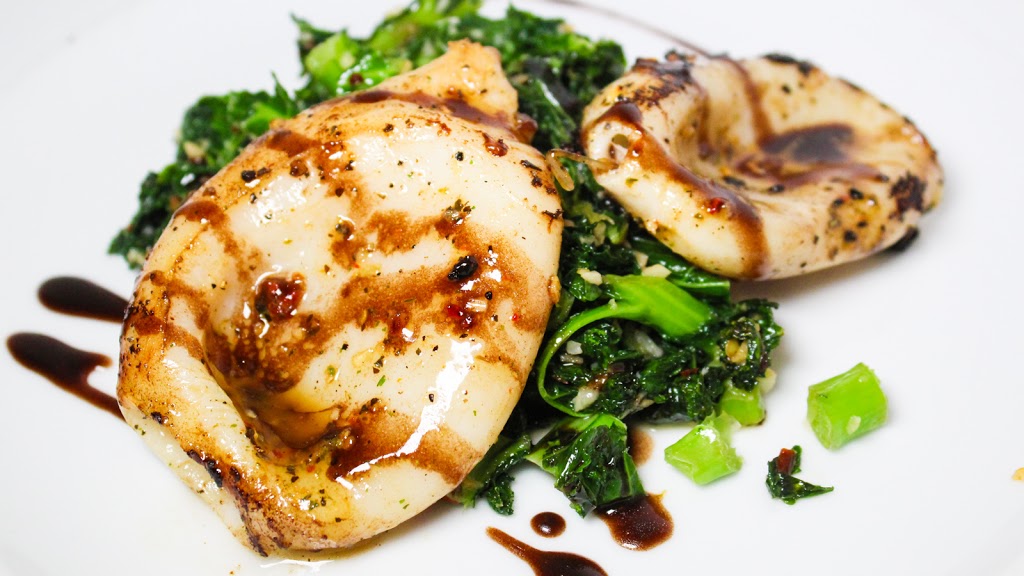 La Sala Restaurant | 1975A Queen St E, Toronto, ON M4L 1J1, Canada | Phone: (416) 694-0004