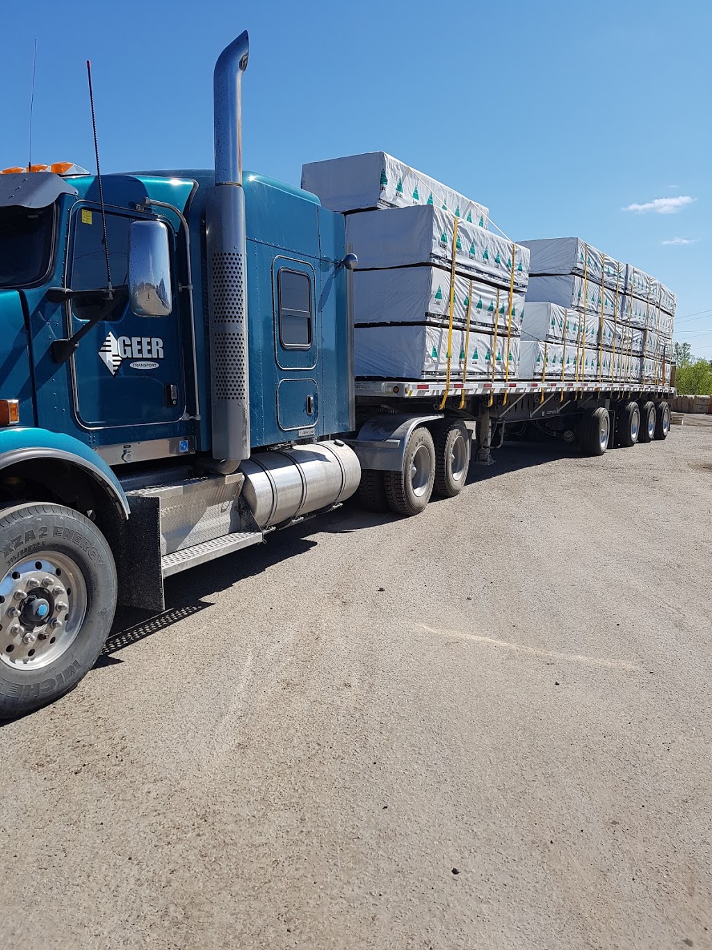 Geer Transport Inc. | 40 Easy St, Port Perry, ON L9L 0A1, Canada | Phone: (905) 429-1907