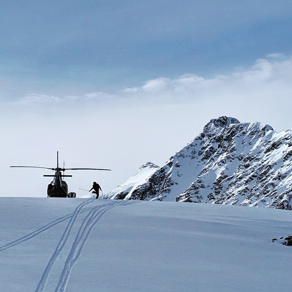 Pantheon Heli-Skiing | Kleena Kleene, BC V0L 1M0, Canada | Phone: (877) 982-2407