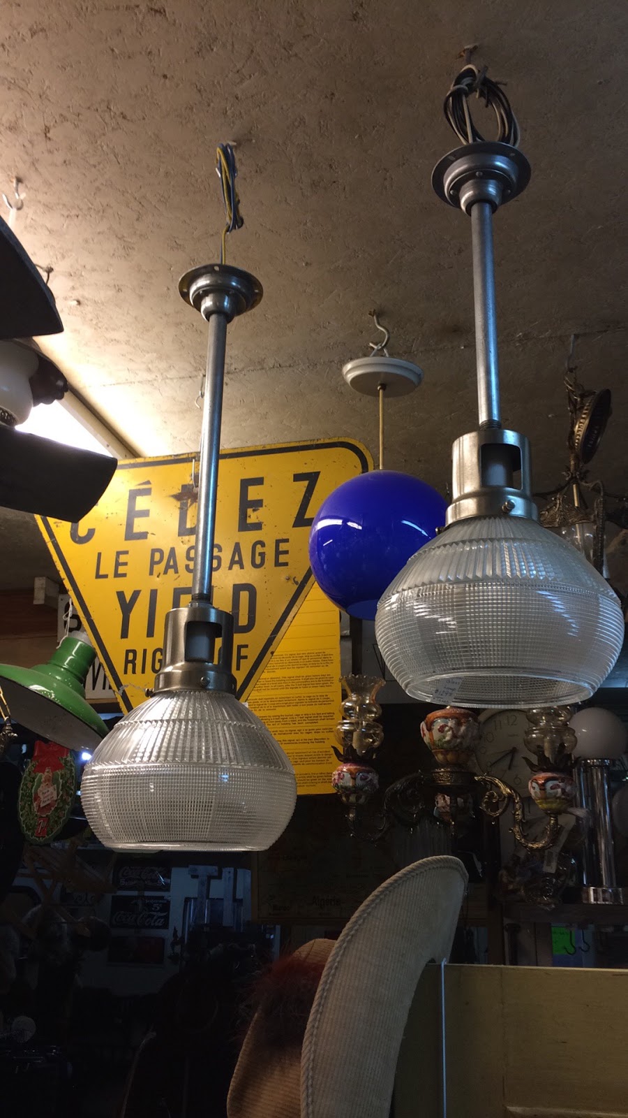 Antiquaire Dany St-Jean | 653 QC-169, Sainte-Jeanne-dArc, QC G0W 1E0, Canada | Phone: (418) 637-6866