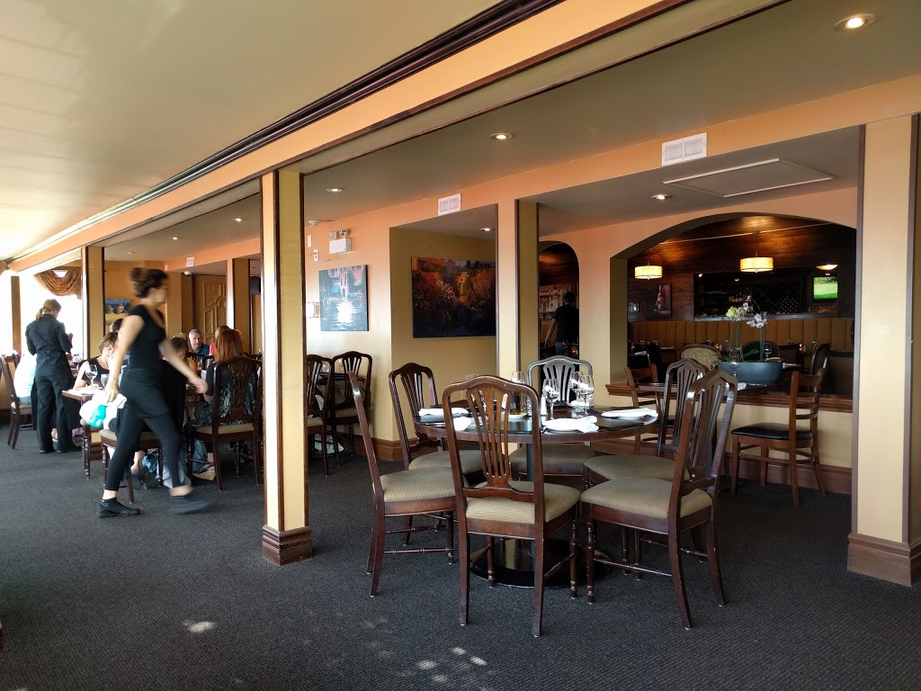 Lake House Restaurant | 3100 N Service Rd, Vineland Station, ON L0R 2E0, Canada | Phone: (905) 562-6777