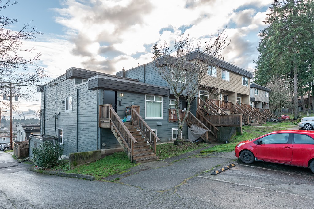 Valley View Terrace Townhomes | 847 Howard Ave, Nanaimo, BC V9R 3T3, Canada | Phone: (250) 508-7673