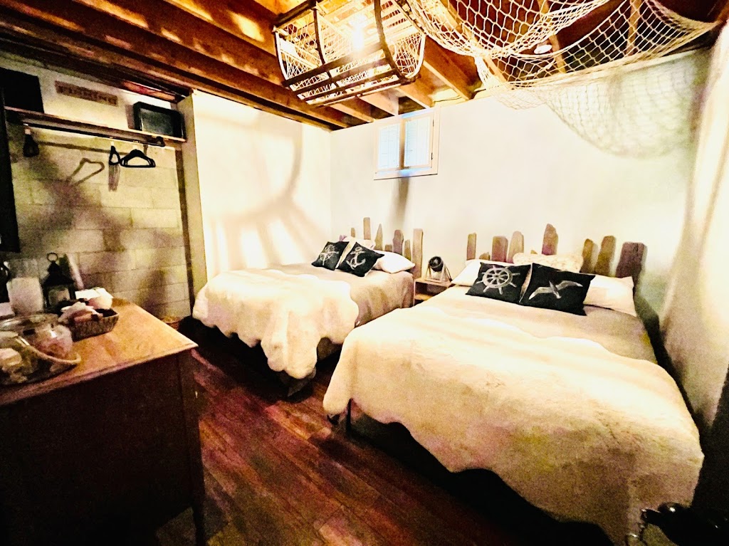 Hébergement Wickiup | 209 Rue Principale, Girardville, QC G0W 1K0, Canada | Phone: (514) 562-4415