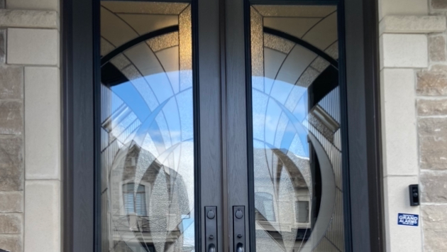 Distinctive Glass Inserts | 78 Lahay Ave, Orillia, ON L3V 2K9, Canada | Phone: (705) 896-7653
