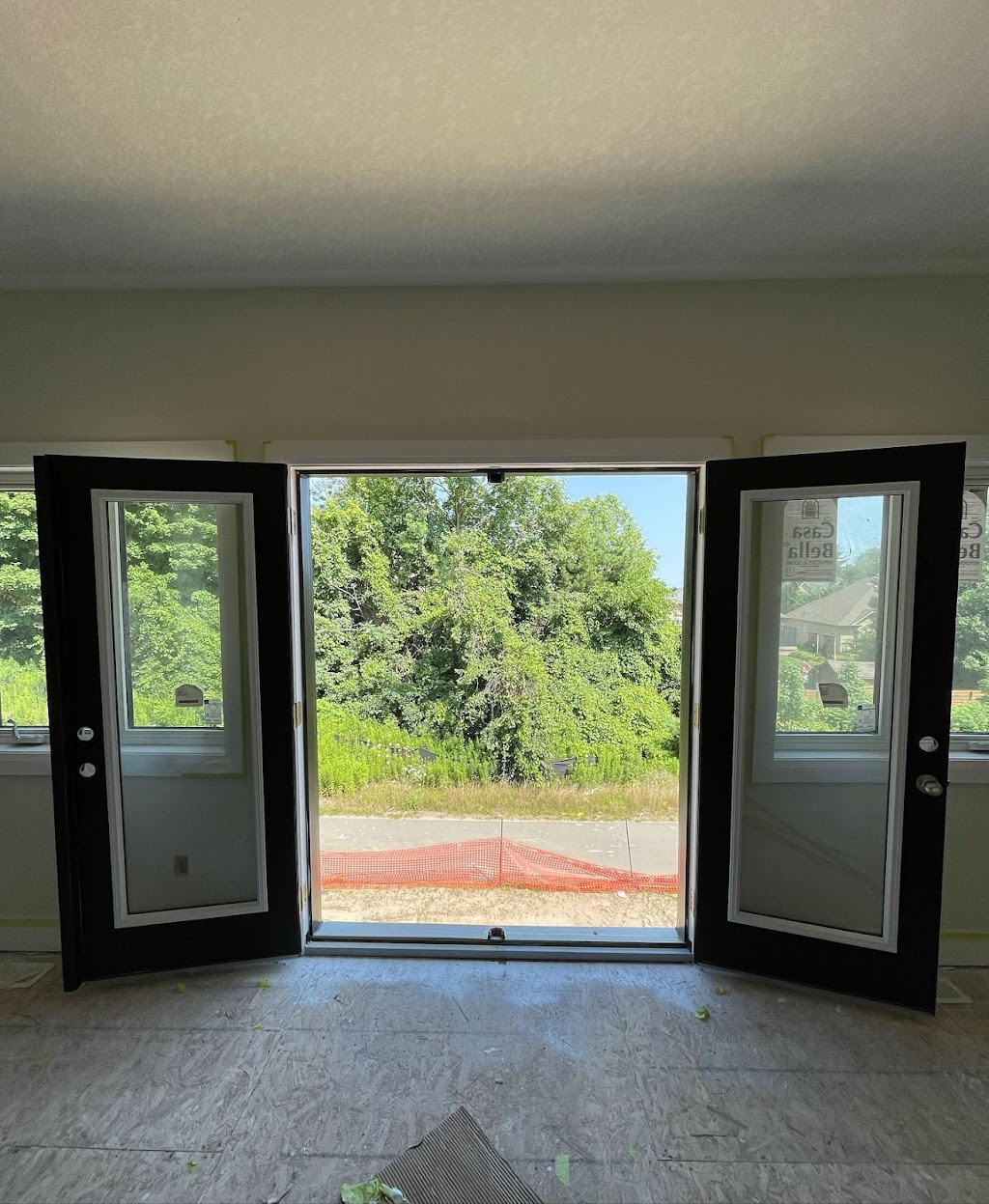 Hero Painting | 103 Scenic Wood Crescent, Kitchener, ON N2A 3N2, Canada | Phone: (519) 497-7882