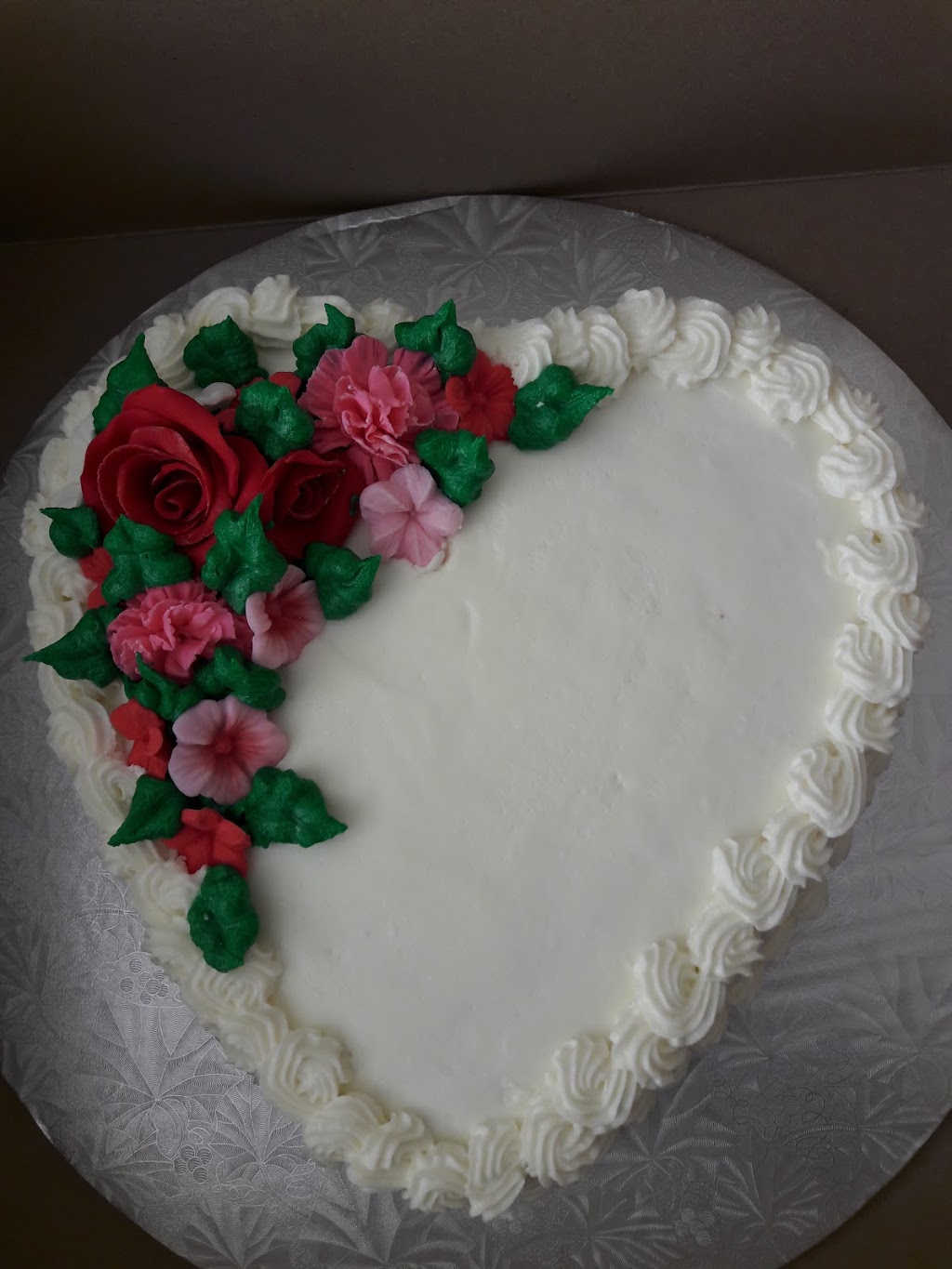 Gowris Cakes | 430 McLevin Ave, Scarborough, ON M1B 5P1, Canada | Phone: (647) 853-5398