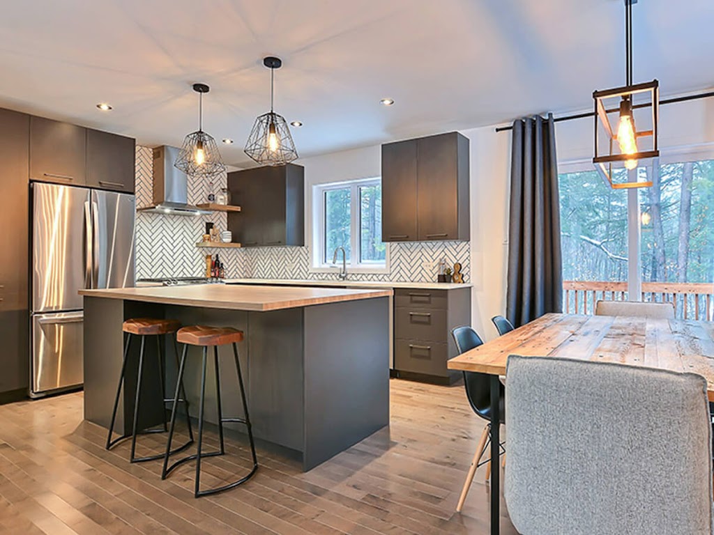 Maison Izomax | 16400 Mnt Guénette, Mirabel, QC J7J 2E2, Canada | Phone: (514) 225-1850