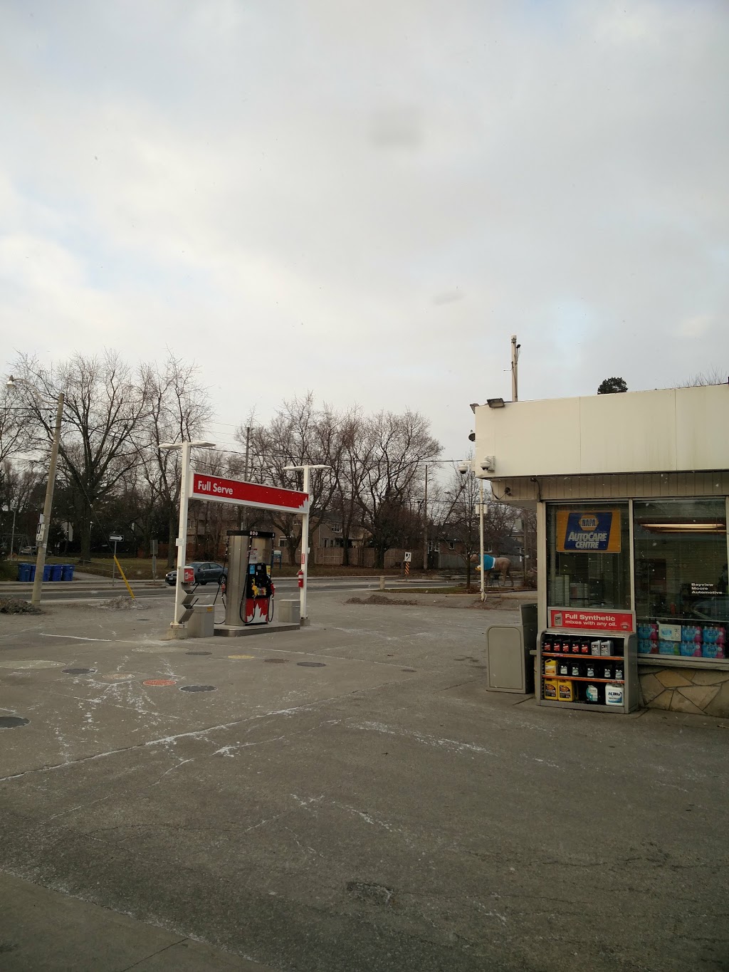 Petro-Canada | 1232 Bayview Ave, Toronto, ON M4G 3A1, Canada | Phone: (416) 467-4661
