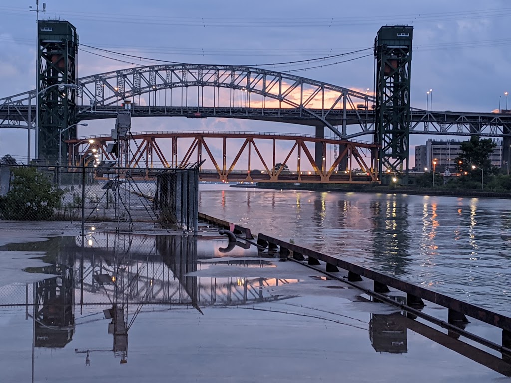 Fisherman’s Pier | 1155 Eastport Dr, Hamilton, ON L8H 6Z9, Canada | Phone: (905) 549-5622