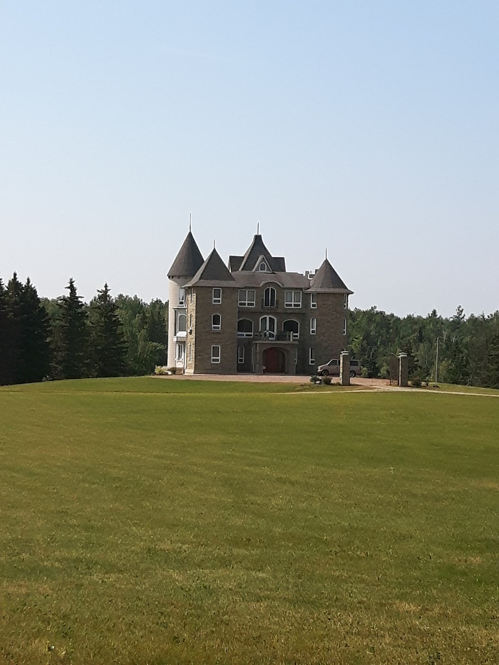 Chateau Daigle | 4s5, 1499 Saint-Charles-Nord Rd, Saint-Charles, NB E4W 4S5, Canada | Phone: (506) 876-4784