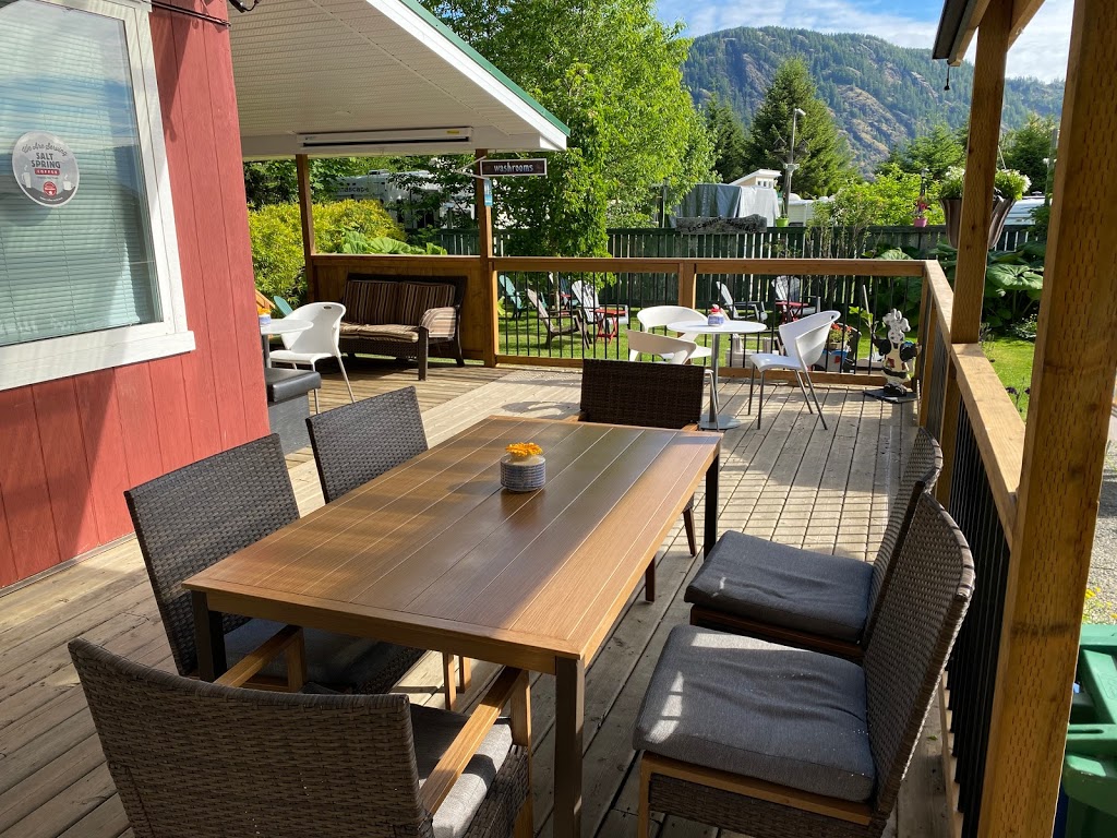 LuMi Cafe | 10063 S Shore Rd, Honeymoon Bay, BC V0R 1Y0, Canada | Phone: (250) 466-9507