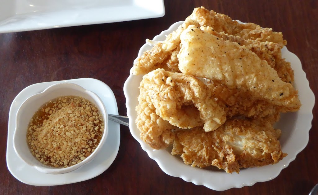 Thai Smile | 2520 Postmaster Dr, Oakville, ON L6M 5A8, Canada | Phone: (905) 465-9199