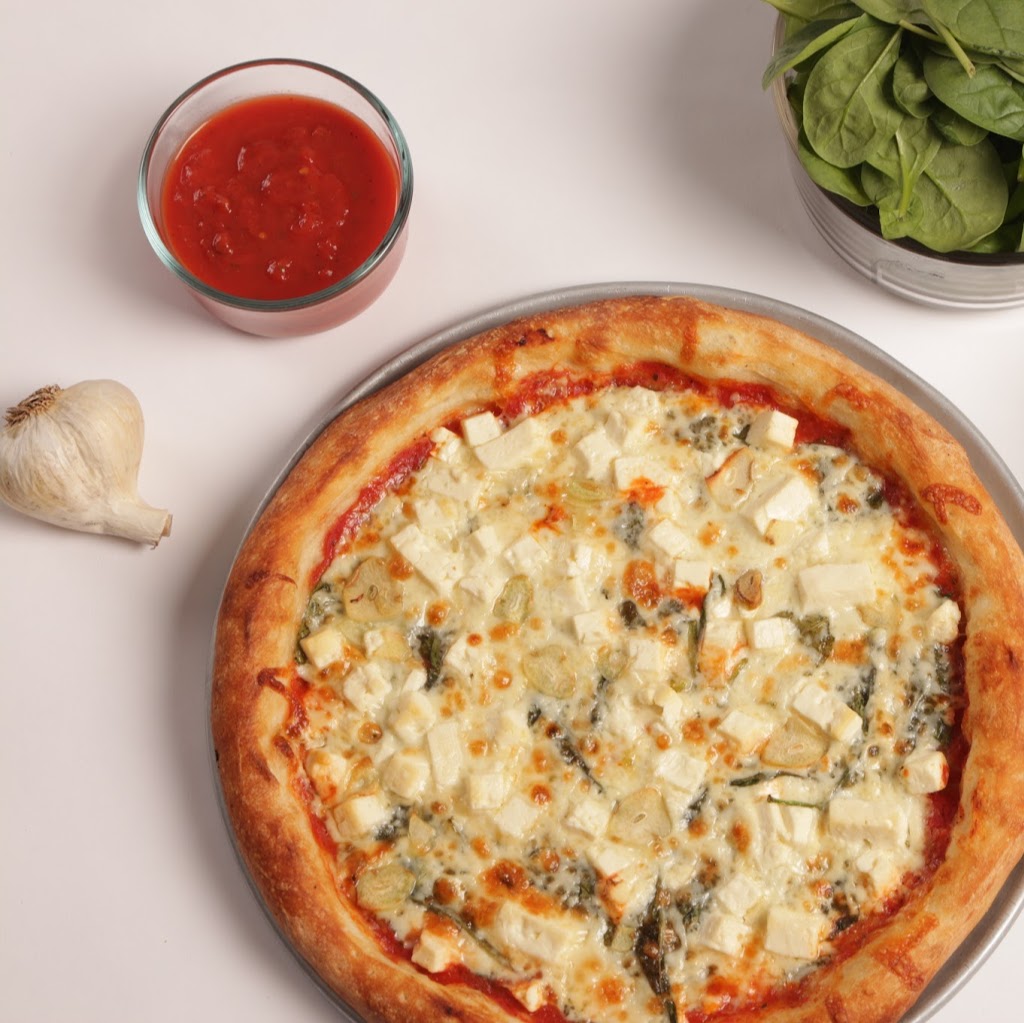 Jennina Pizzeria | 108 Rue St Pierre, Saint-Constant, QC J5A 1G7, Canada | Phone: (450) 632-7378