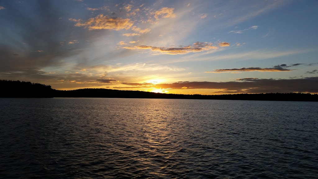 T-Bell Cottage Rentals | 3 Tilley Ln, White Lake, ON K0A 3L0, Canada | Phone: (613) 623-3897