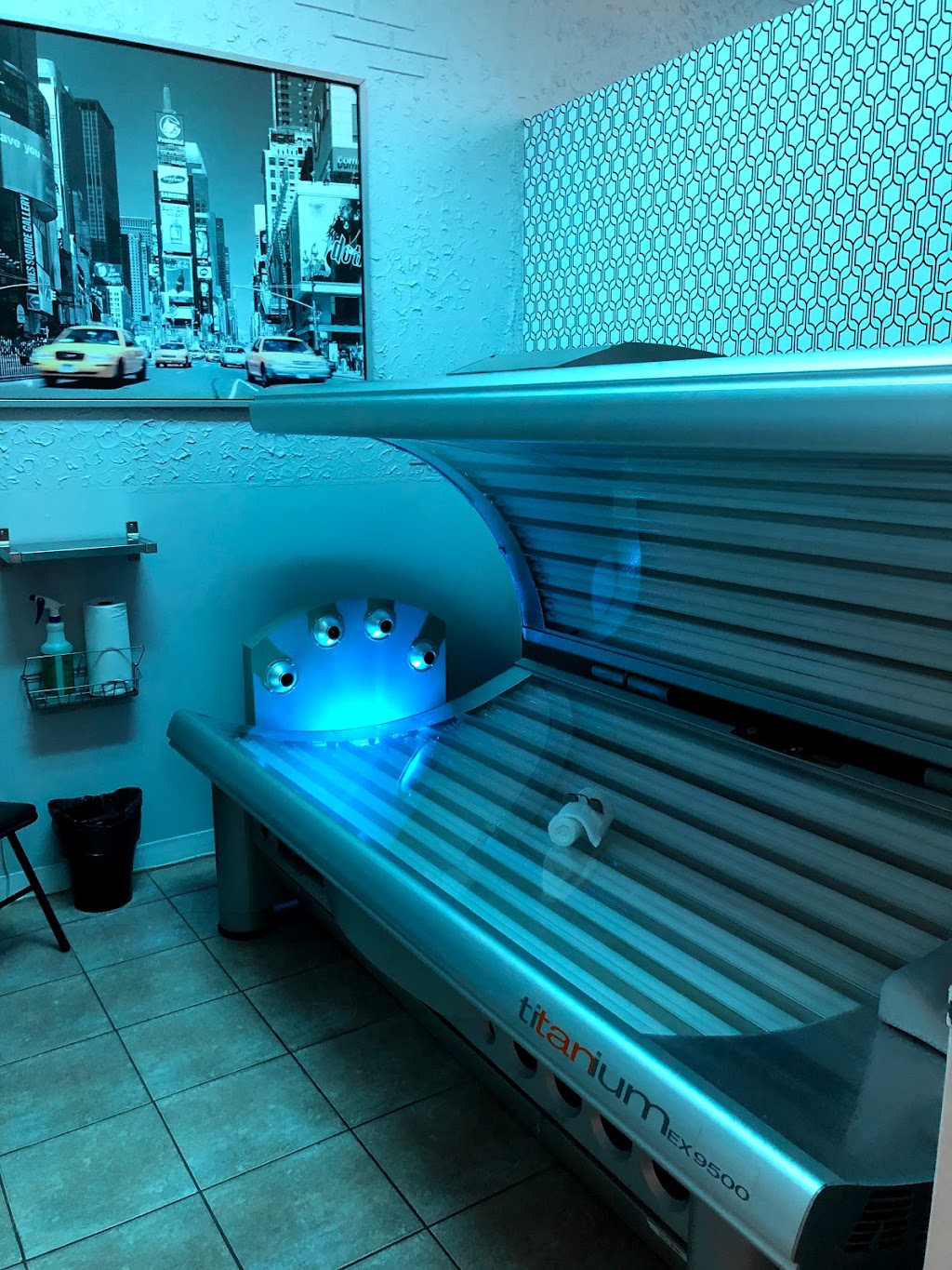 Salon Bronzage et Esthétique Bali’s | 6260 Rue Jean-Talon E, Saint-Léonard, QC H1S 1M8, Canada | Phone: (514) 259-9090