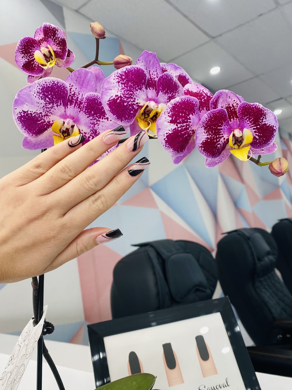 Ongles Mix-Match et Spa | 1687 Chem. Gascon, Terrebonne, QC J6X 3Z6, Canada | Phone: (450) 326-0997