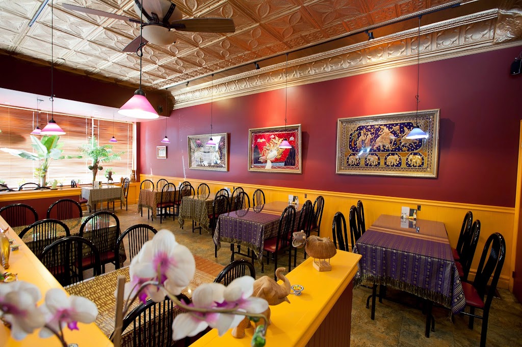 Mango Salad | 95 Thames St S, Ingersoll, ON N5C 2T2, Canada | Phone: (519) 425-1188