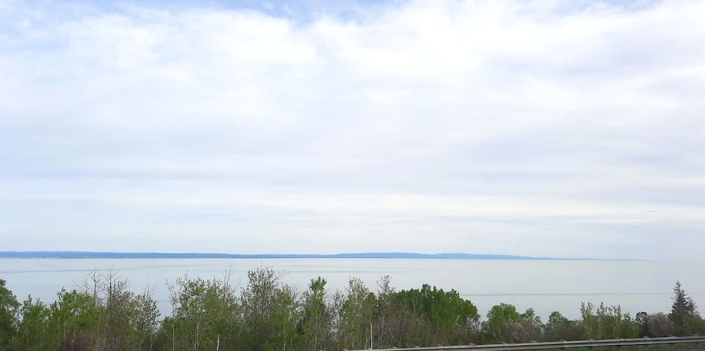 Gîte Cap à lAigle | 1265 Bd Malcolm-Fraser, La Malbaie, QC G5A 2N1, Canada | Phone: (418) 665-9856