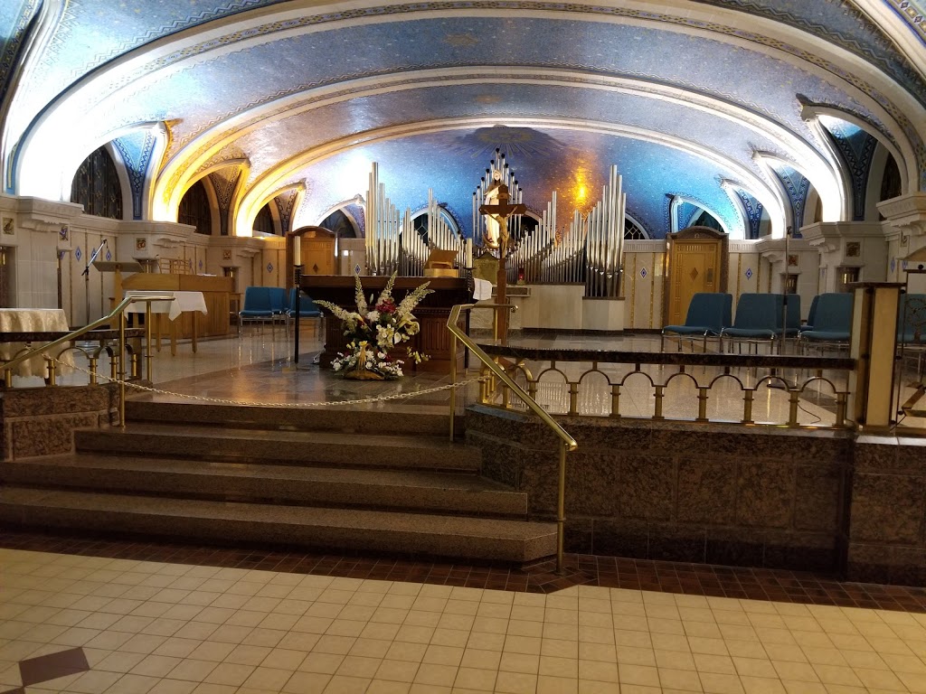 SAQ | 10410 Boulevard Sainte-Anne, Sainte-Anne-de-Beaupré, QC G0A 3C0, Canada | Phone: (418) 827-2743