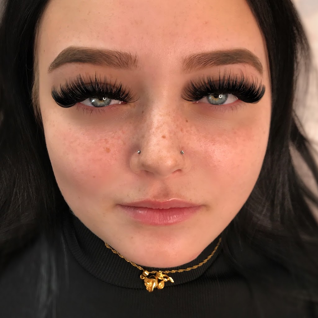 LashClout.co | 48 Clarington Blvd, Bowmanville, ON L1C 7E5, Canada | Phone: (289) 685-6879