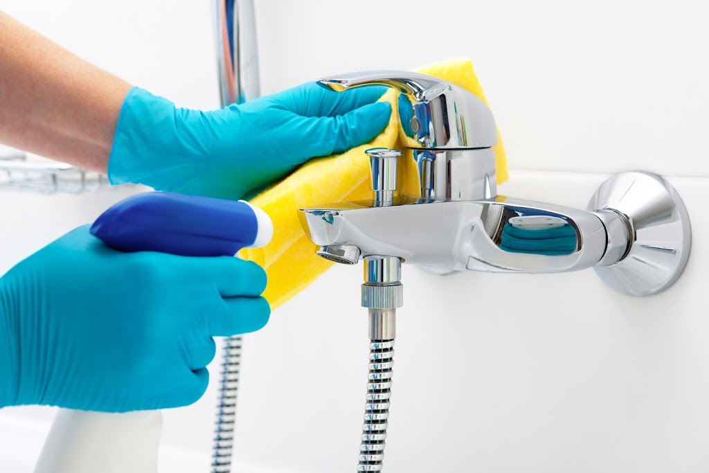 Click4Cleaners Inc | 1124 Lonsdale Ave #302, North Vancouver, BC V7M 2H1, Canada | Phone: (778) 957-7799