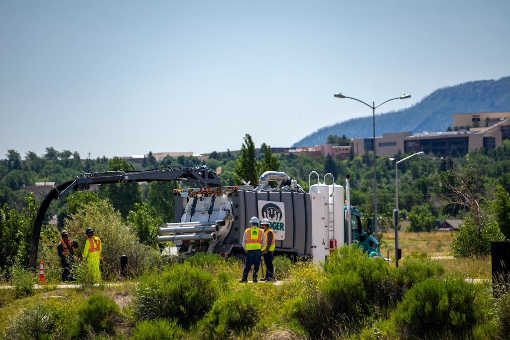 Badger Daylighting : Hydrovac Services Company - Lethbridge, AB. | 819 44 St N, Lethbridge, AB T1H 6N4, Canada | Phone: (403) 328-0659