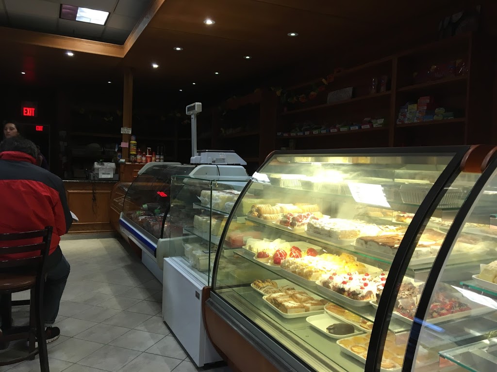 Portugalia Bakery | 189 Holland St E, Bradford, ON L3Z 2B1, Canada | Phone: (905) 778-0003