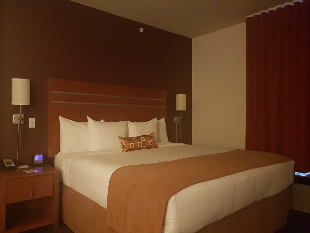 Wingate by Wyndham Calgary South | 400 Midpark Way SE, Calgary, AB T2X 3S4, Canada | Phone: (403) 514-0099